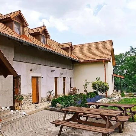 Πανσιόν U Tajcu Dolni Berkovice